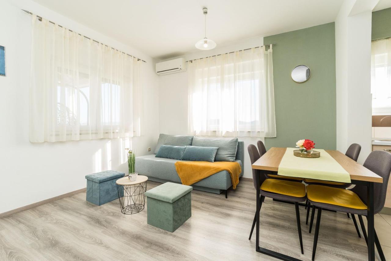 Apartments Matilda Сукошан Екстер'єр фото