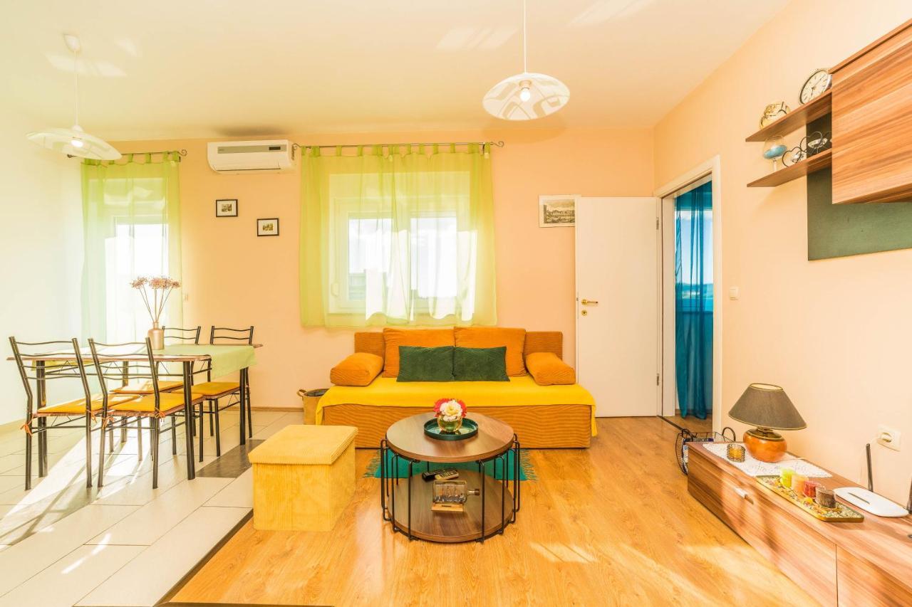 Apartments Matilda Сукошан Екстер'єр фото